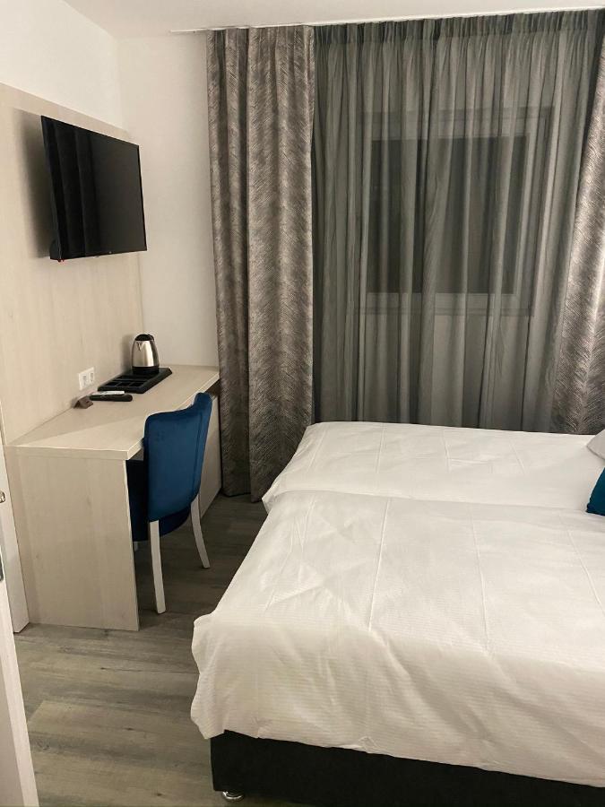 Appartamento Dm Sobe Tuzla Esterno foto
